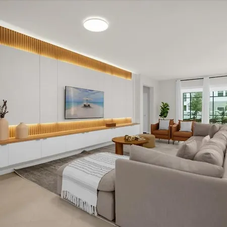 8 Bedrooms - 6 Bathrooms - Windsor Cay 16264Sm